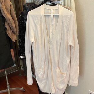 Lululemon. Flash $79